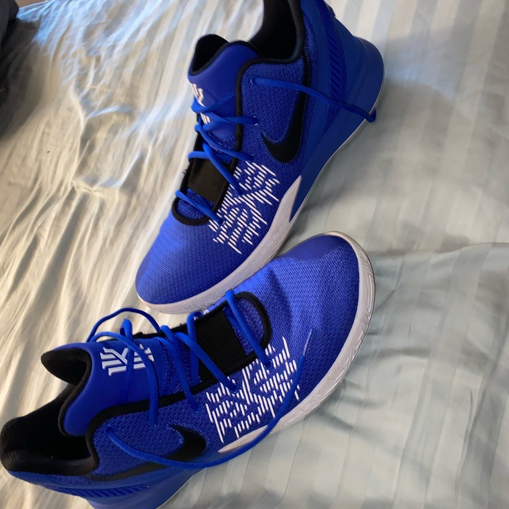 Nike kyrie splitfire sz13